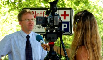 Interview mit Prof. Dr. Walter Sendlmeier über den Einsatz der Stimme